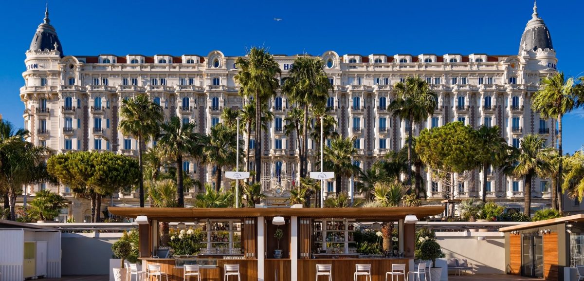 Das Regent Carlton Cannes ist mehr als ein Hotel. Die Ikone der Côte d'Azur ist Mittelpunkt der berühmten Filmfestspiele von Cannes und selbst Teil der Filmgeschichte. Foto: © Regent International Hotels